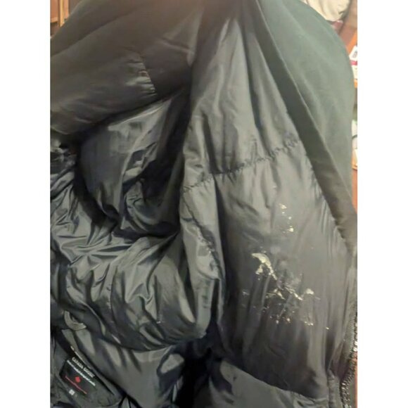 Canada Goose Chateau Mens Black Parka Jacket  in Medium - Picture 4 of 16